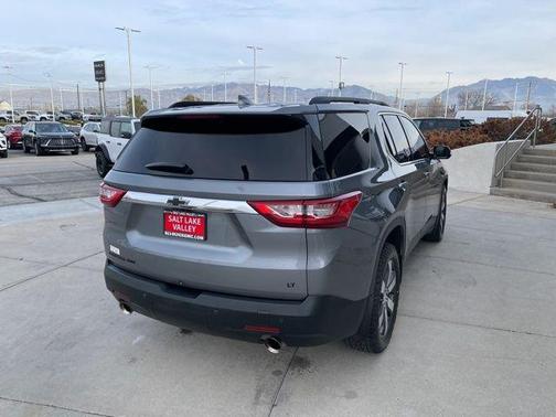 2020 Chevrolet Traverse LT Leather
