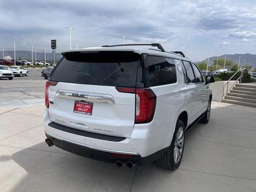 2022 GMC Yukon XL Denali