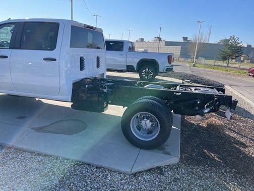 2026 GMC Sierra 3500 Pro