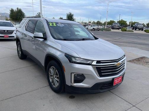 2022 Chevrolet Traverse LT Cloth