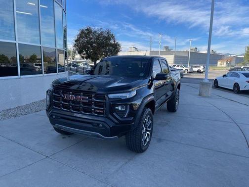 2024 GMC Canyon AT4