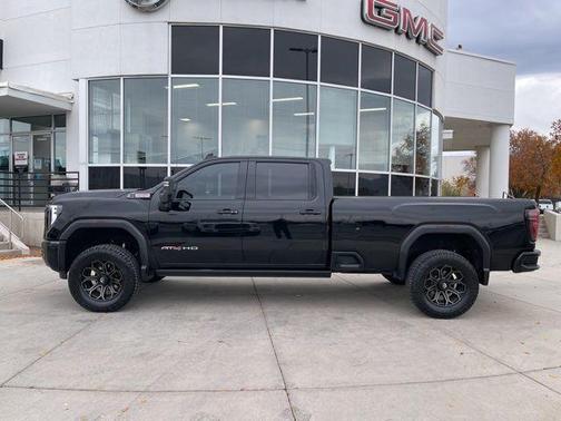 2024 GMC Sierra 3500 AT4