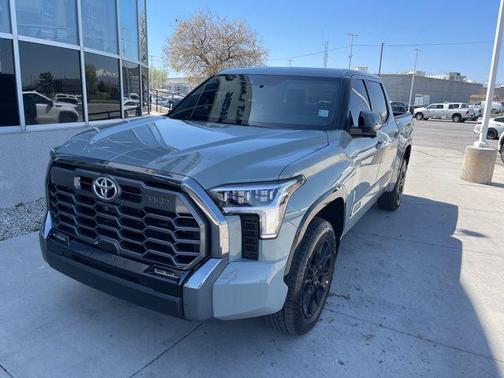 2025 Toyota Tundra Platinum