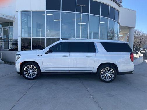 2023 GMC Yukon XL Denali