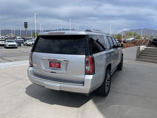 Quicksilver Metallic 2019 GMC Yukon XL Denali