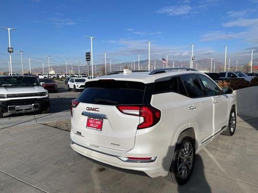 2024 GMC Terrain Denali