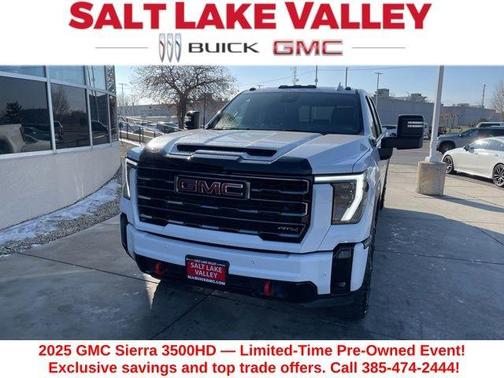 2025 GMC Sierra 3500 AT4
