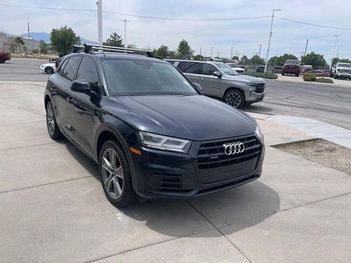 2020 Audi Q5 40 Premium Plus