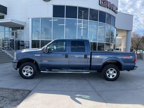 Blue 2006 Ford F-250 Lariat