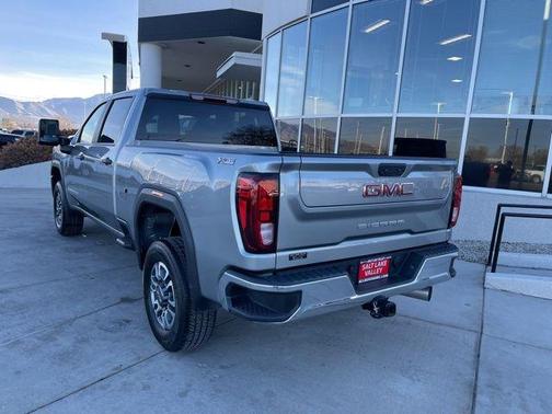 2024 GMC Sierra 3500 Pro
