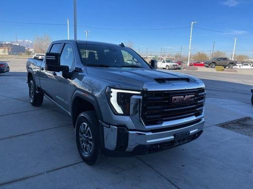 Sterling 2024 GMC Sierra 3500 Pro
