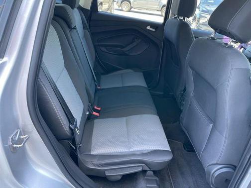 Ingot Silver 2017 Ford Escape SE