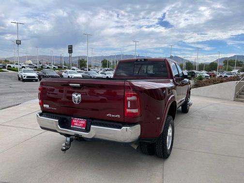 Delmonico Red Pearlcoat 2022 RAM 3500 Limited