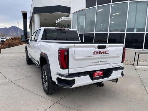 2024 GMC Sierra 2500 Denali