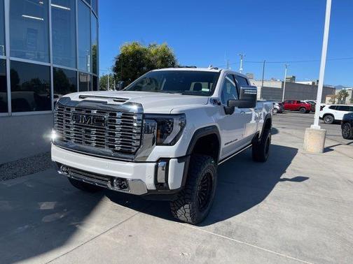 2025 GMC Sierra 3500 Denali