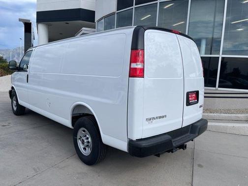 2025 GMC Savana 3500 Work Van