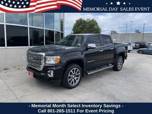 Onyx Black 2022 GMC Canyon Denali
