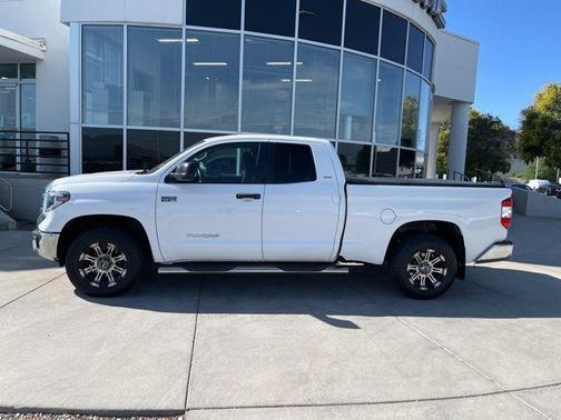 2014 Toyota Tundra SR5