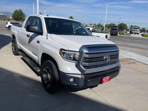 2014 Toyota Tundra SR5