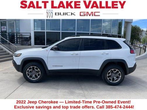 Bright White Clearcoat 2022 Jeep Cherokee Trailhawk