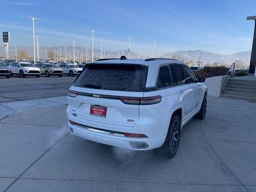 2024 Jeep Grand Cherokee Overland