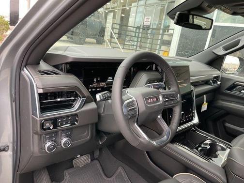 2025 GMC Yukon XL Elevation