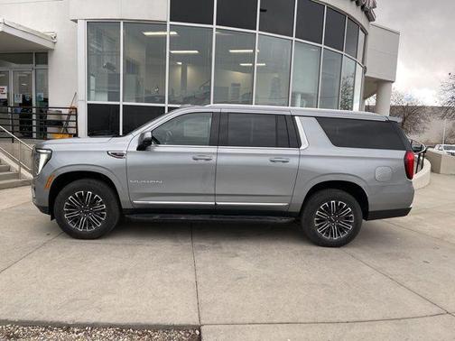 2025 GMC Yukon XL Elevation