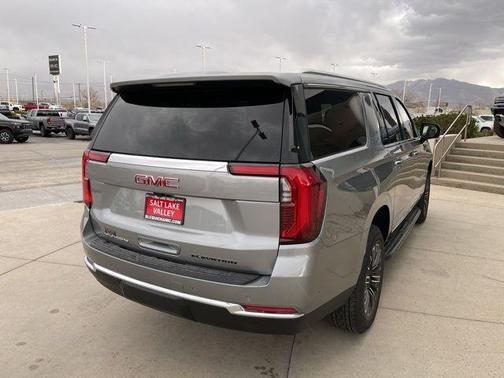 2025 GMC Yukon XL Elevation