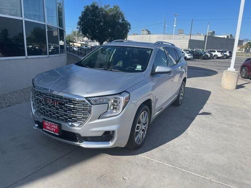 2022 GMC Terrain Denali