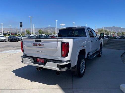 White Frost Tri-Coat 2020 GMC Sierra 3500 Denali