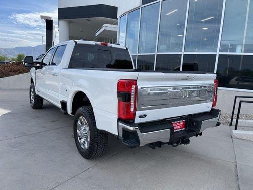 White Metallic 2025 Ford F-350 King Ranch