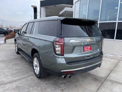 2023 Chevrolet Suburban Premier