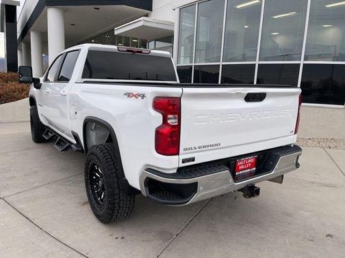 2024 Chevrolet Silverado 3500 LT