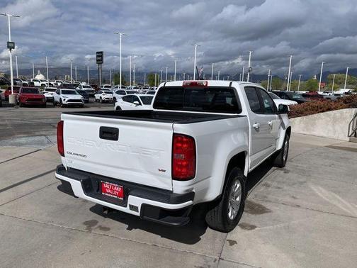 Summit White 2022 Chevrolet Colorado LT