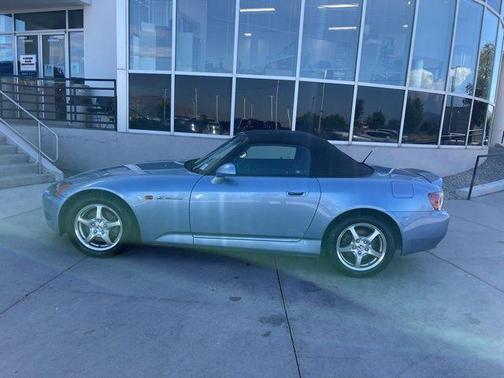 2003 Honda S2000 Base (M6)