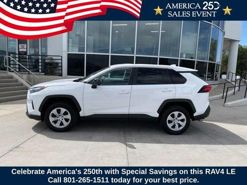 Ice 2024 Toyota RAV4 LE