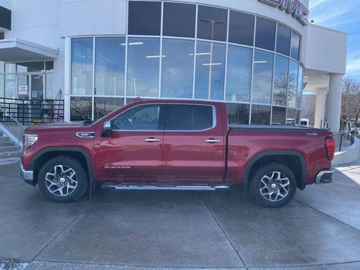 2024 GMC Sierra 1500 SLT