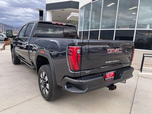 2024 GMC Sierra 2500 Denali