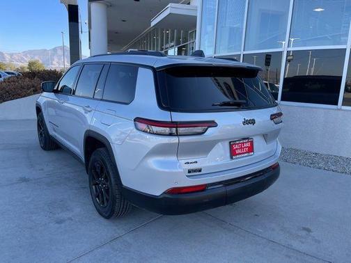2024 Jeep Grand Cherokee L Laredo