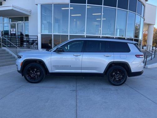 2024 Jeep Grand Cherokee L Laredo
