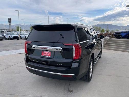 2023 GMC Yukon XL SLT
