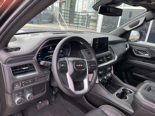 Black 2023 GMC Yukon XL SLT