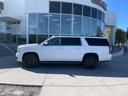 Summit White 2018 GMC Yukon XL SLT