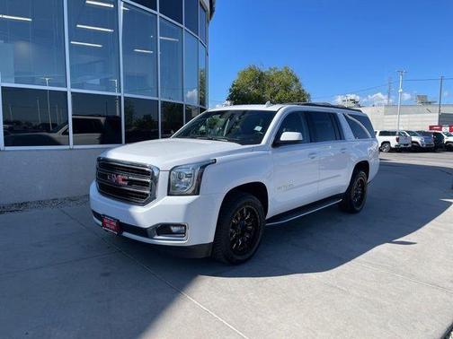 Summit White 2018 GMC Yukon XL SLT