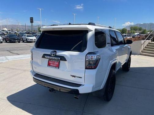 Super White 2017 Toyota 4Runner TRD Pro