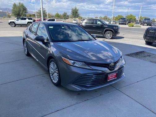2019 Toyota Camry XLE