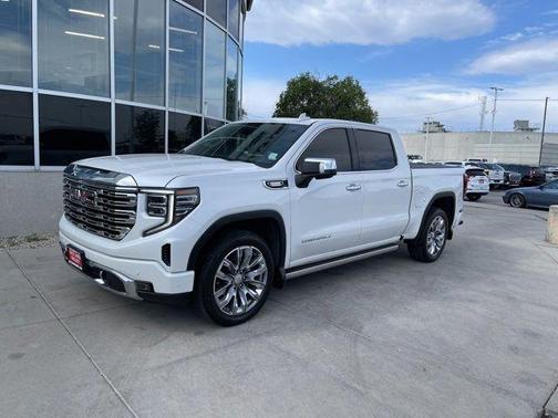 White Frost Tri-Coat 2024 GMC Sierra 1500 Denali