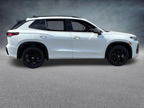 Opal White Pearl 2026 Volkswagen Tiguan 2.0T SE R-Line Black