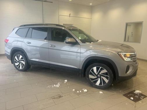2025 Volkswagen Atlas 2.0T SE