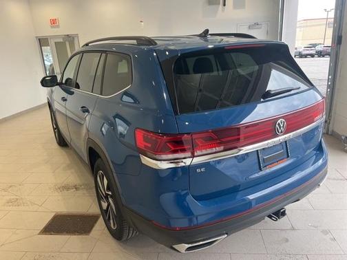2025 Volkswagen Atlas 2.0T SE